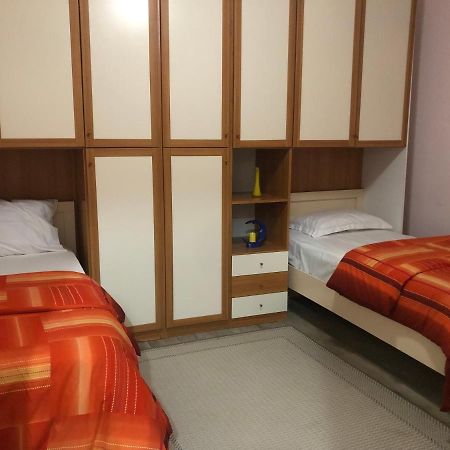 Ani Apartament Durrës Buitenkant foto
